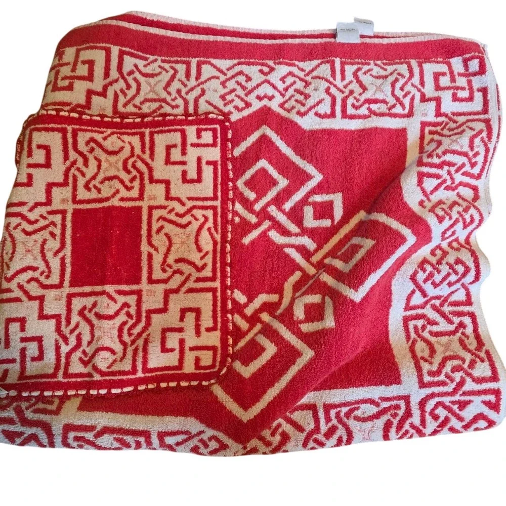 Montgomery Ward Style House Vintage Red White Geometric Towel Set 3pc 1960s/70s